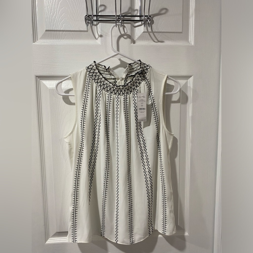 NWT, White House Black Market, women’s sleeveless blouse, size 2, smocked neck